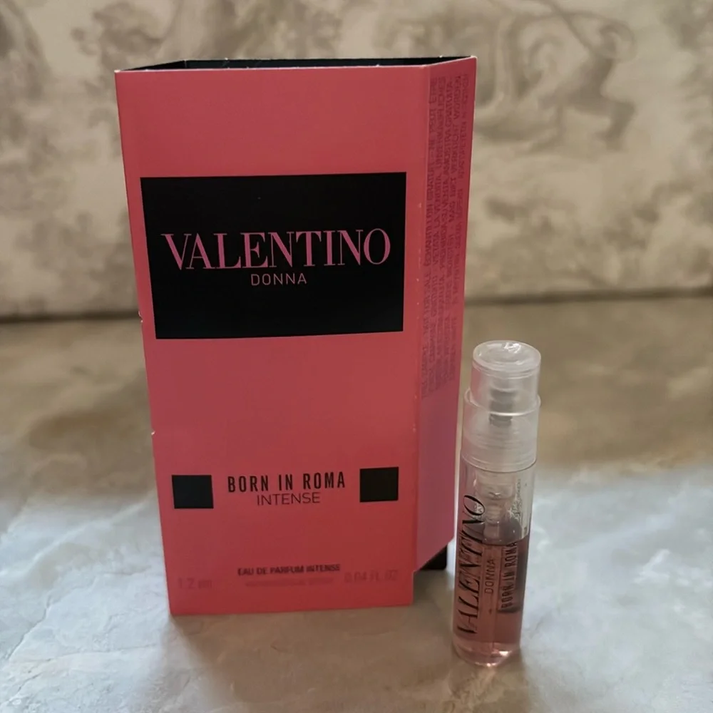 Valentino Born In Roma Samples 3pc - Picture 3 of 4